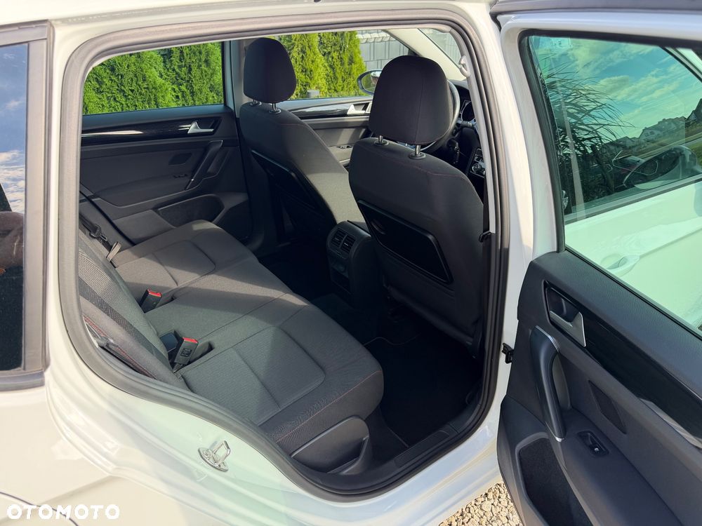Volkswagen Golf Sportsvan - 12