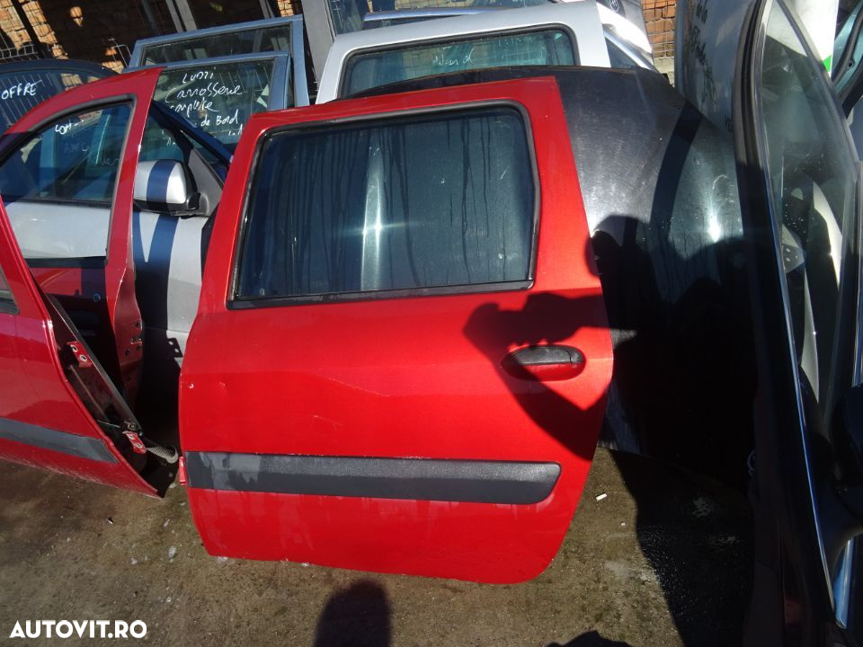 Vand Usa Stanga Spate Dacia Logan 1 din 2006 volan pe stanga fara rugina - 2