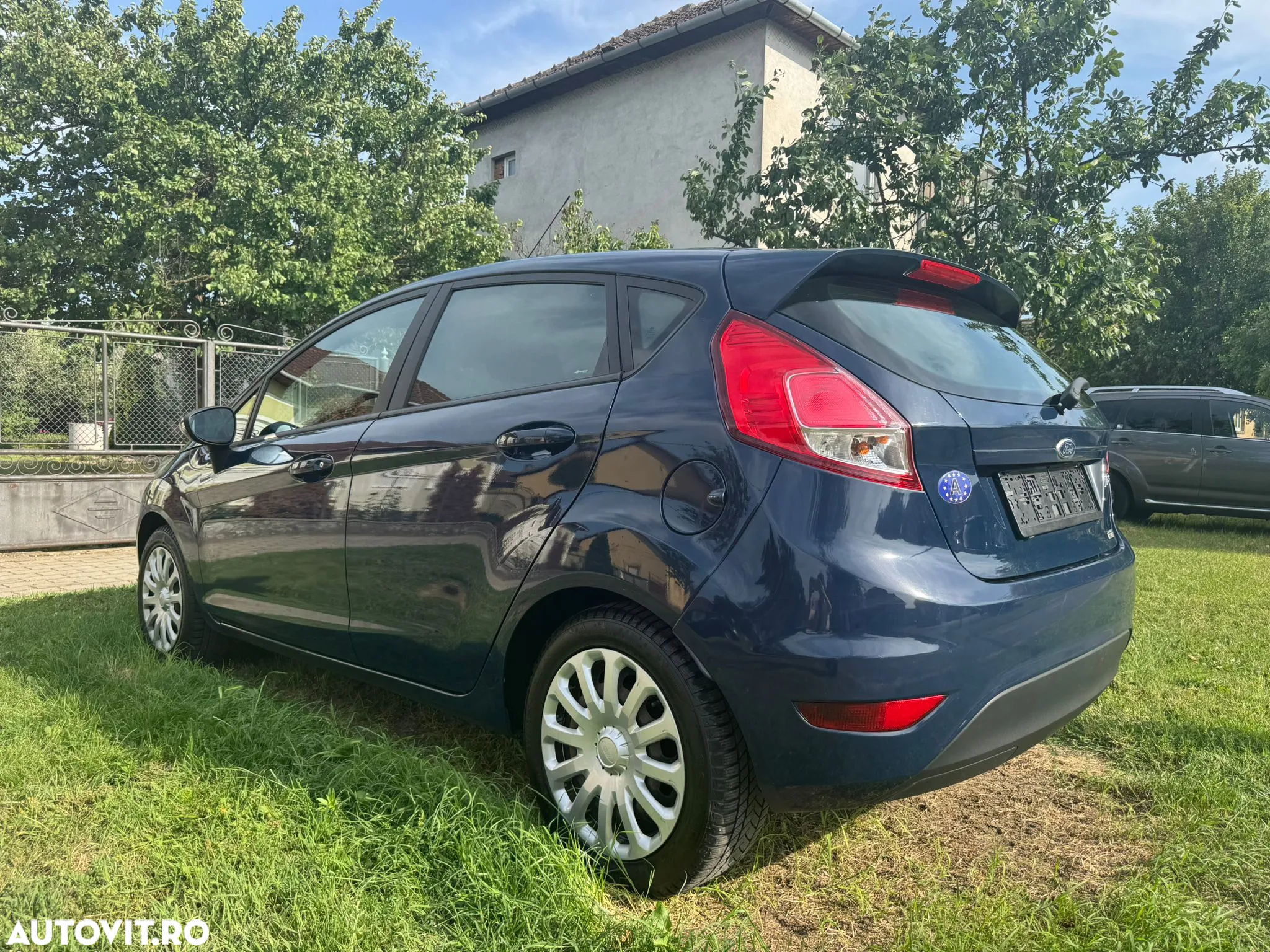 Ford Fiesta 1.5 TDCi DPF Titanium - 4