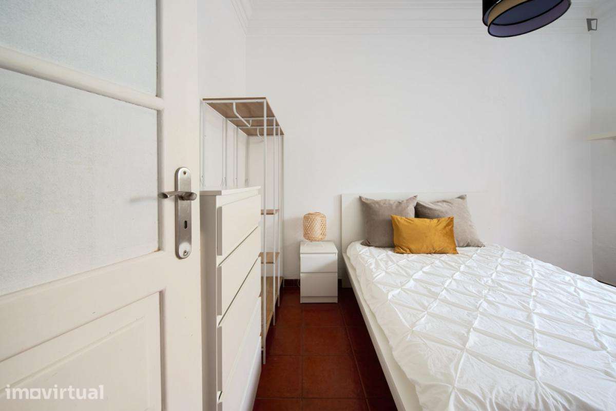 Quarto - localizado em Arroios Lisbon - Grande imagem: 2/27