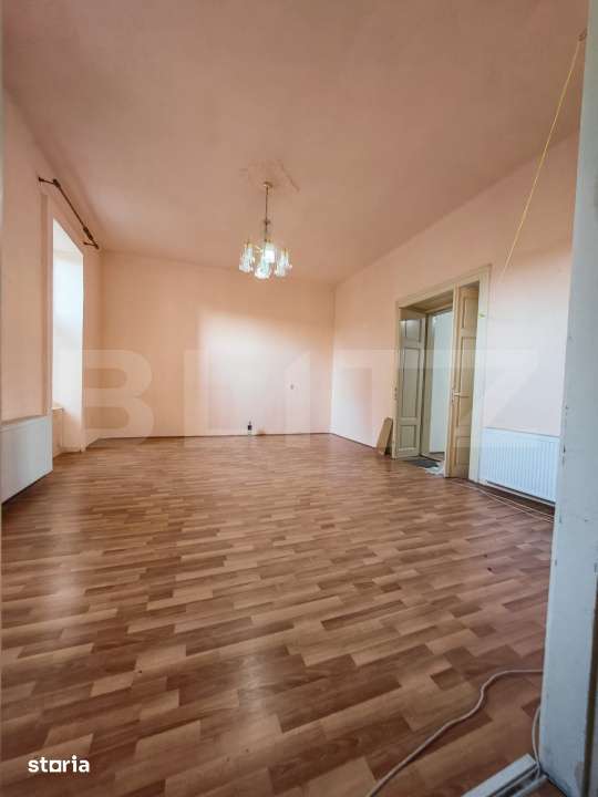 Cladire istorica, 175mp-5 camere, etaj / mp , zona Sinaia — fotografia 3