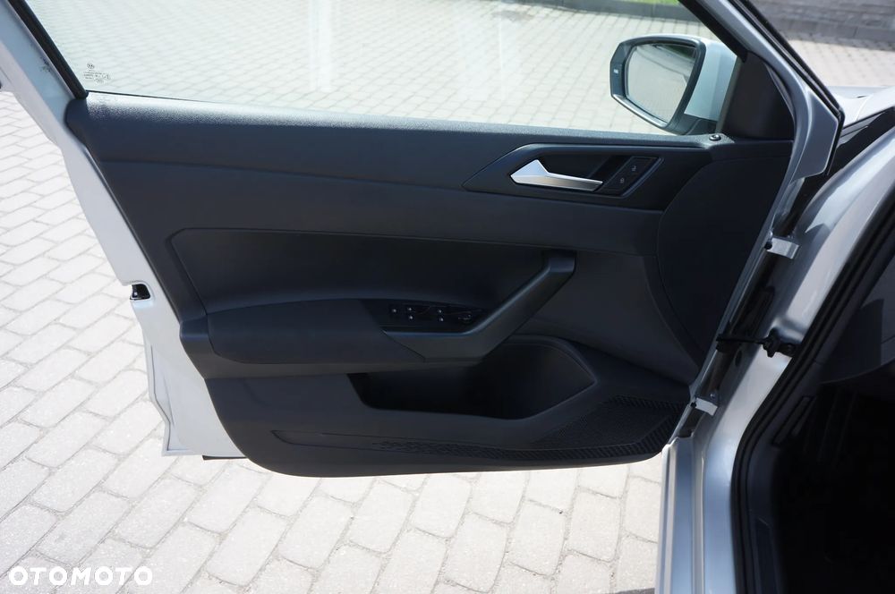 Volkswagen Polo 1.0 Move - 10