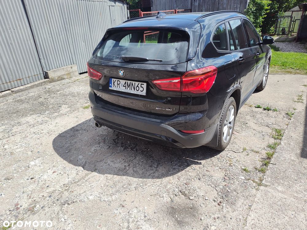 BMW X1 sDrive18i - 5