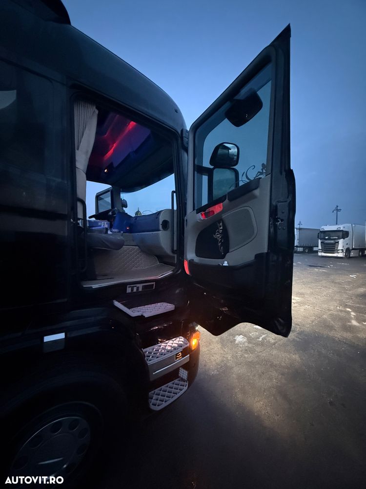 Scania ScaniaG - 24