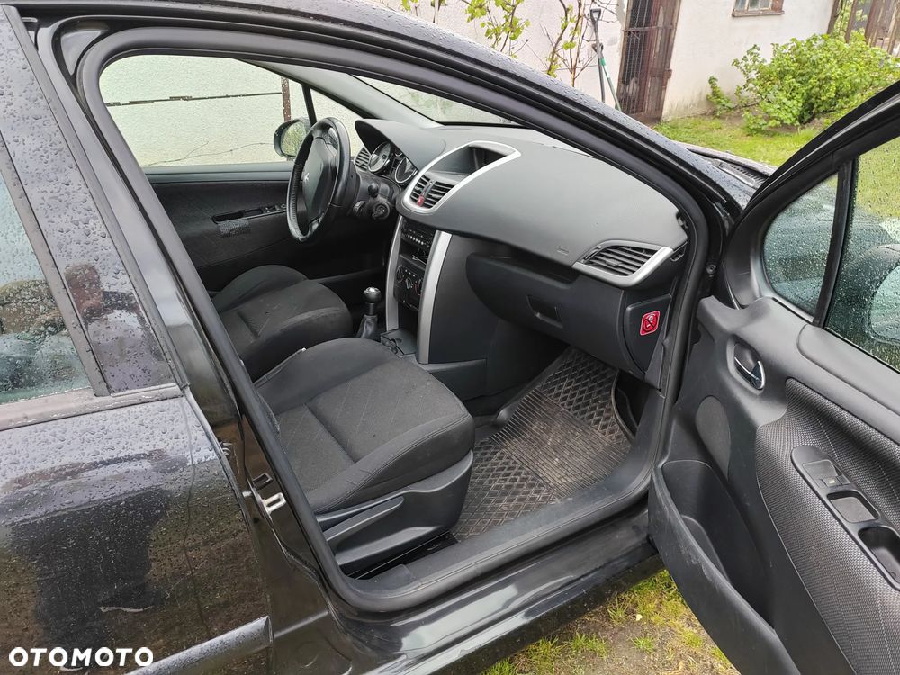 Peugeot 207 90 HDi FAP (Blue Lion) Filou - 9