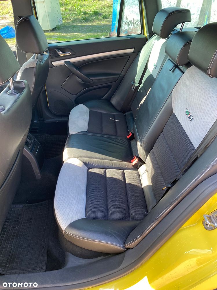 Skoda Octavia 2.0 TDI CR DPF DSG RS - 16