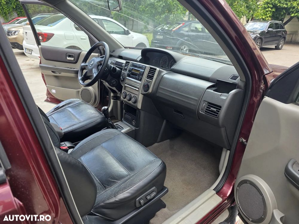 Nissan X-Trail 2.5 Elegance - 5