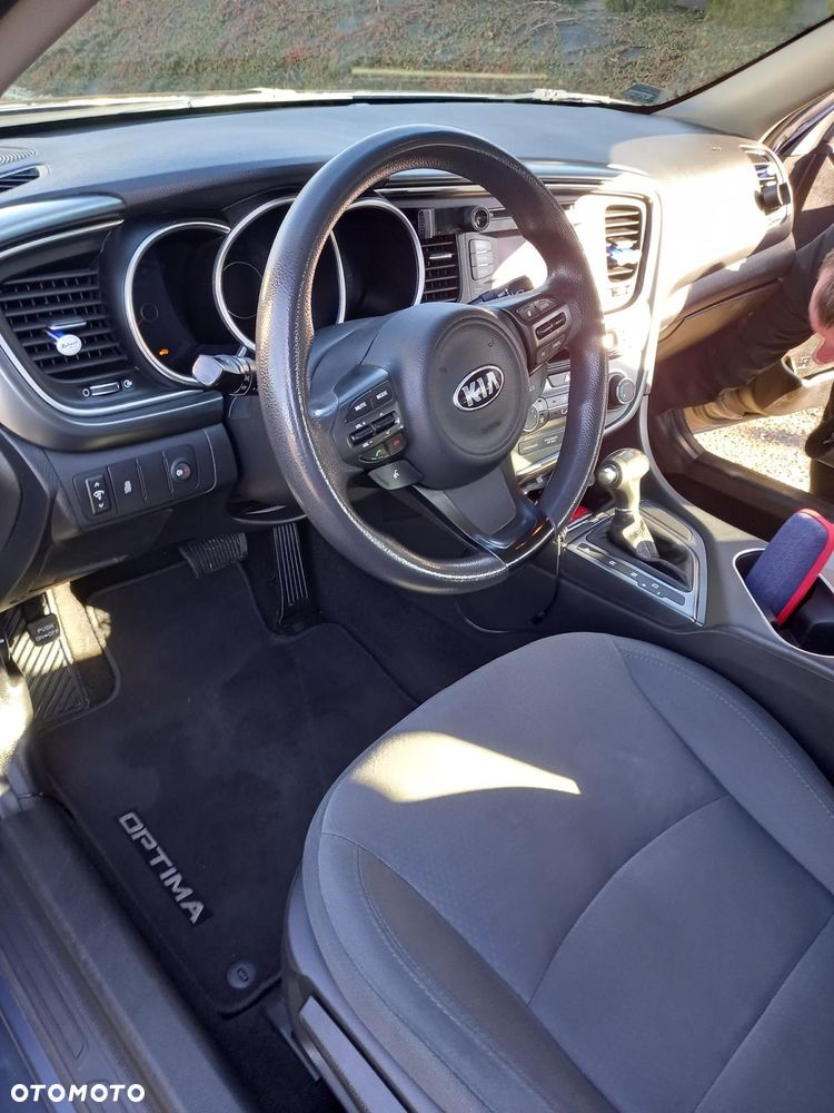 Kia Optima - 5
