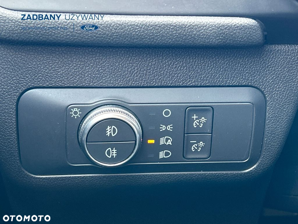 Ford Kuga - 17