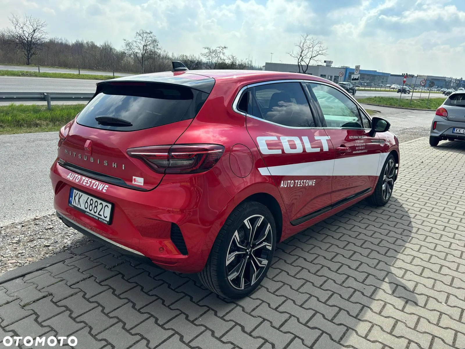 Mitsubishi Colt 1.0T Intense Style Cold Navi - 4