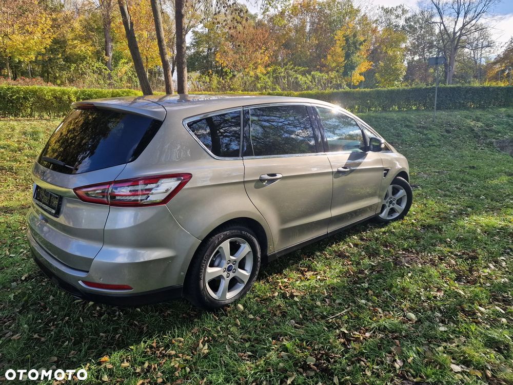 Ford S-Max 2.0 TDCi Titanium PowerShift - 37