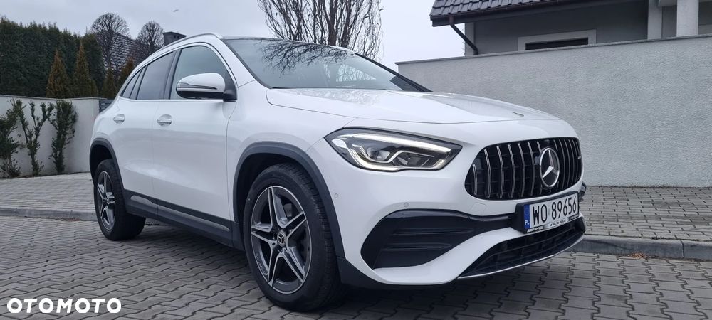 Mercedes-Benz GLA 250 4Matic 8G-DCT AMG Line Advanced Plus - 25