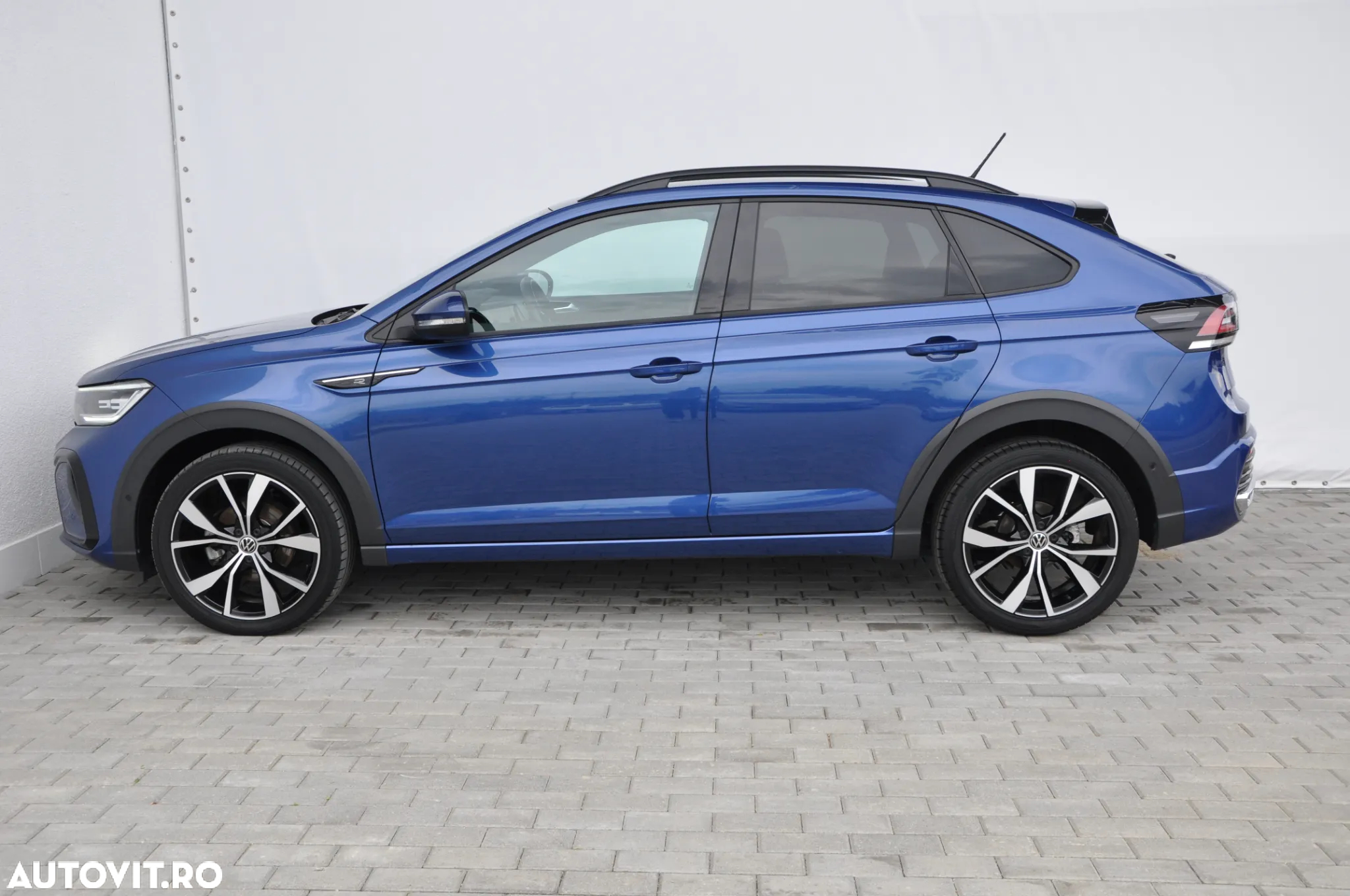 Volkswagen Taigo 1.5 TSI DSG R-Line - 2