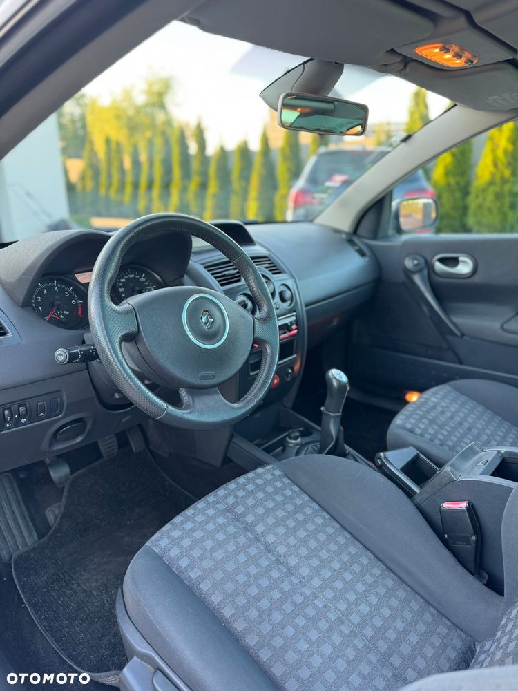 Renault Megane 1.6 Dynamique - 24