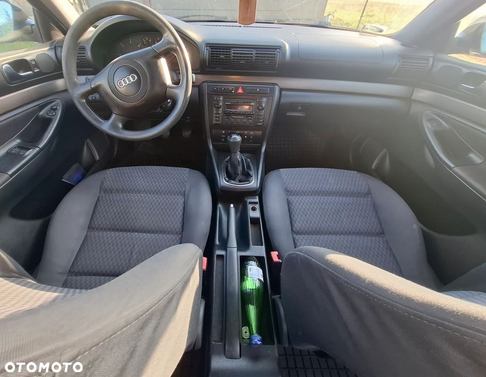 Audi A4 Avant 1.9 TDI - 11