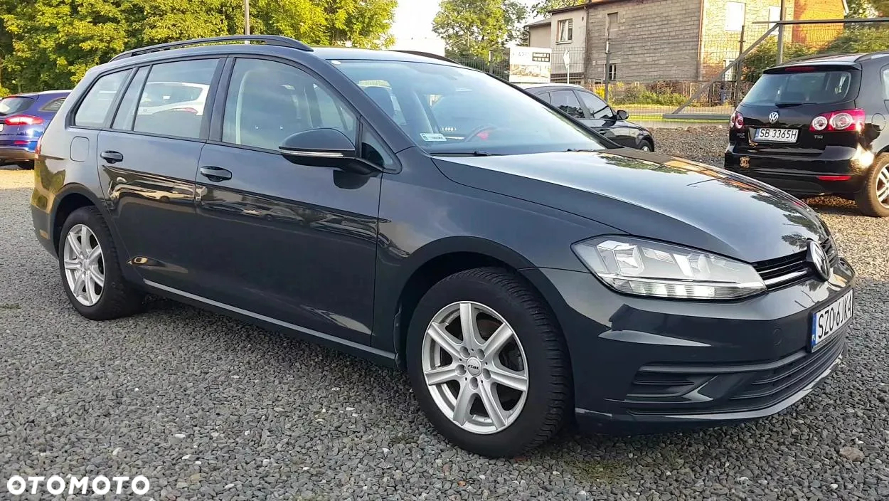 Volkswagen Golf - 3