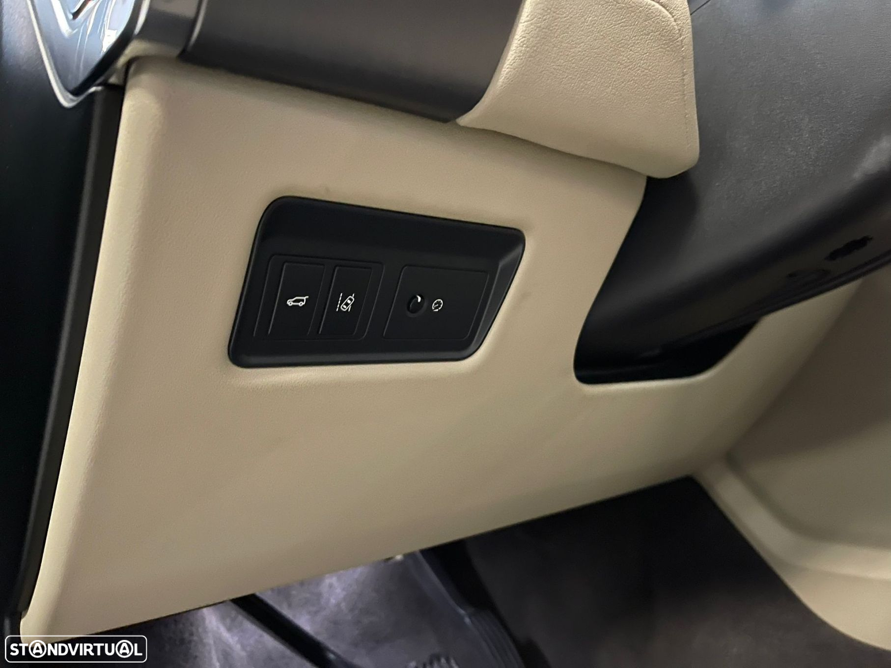Land Rover Range Rover Sport 2.0 SD4 HSE - 10