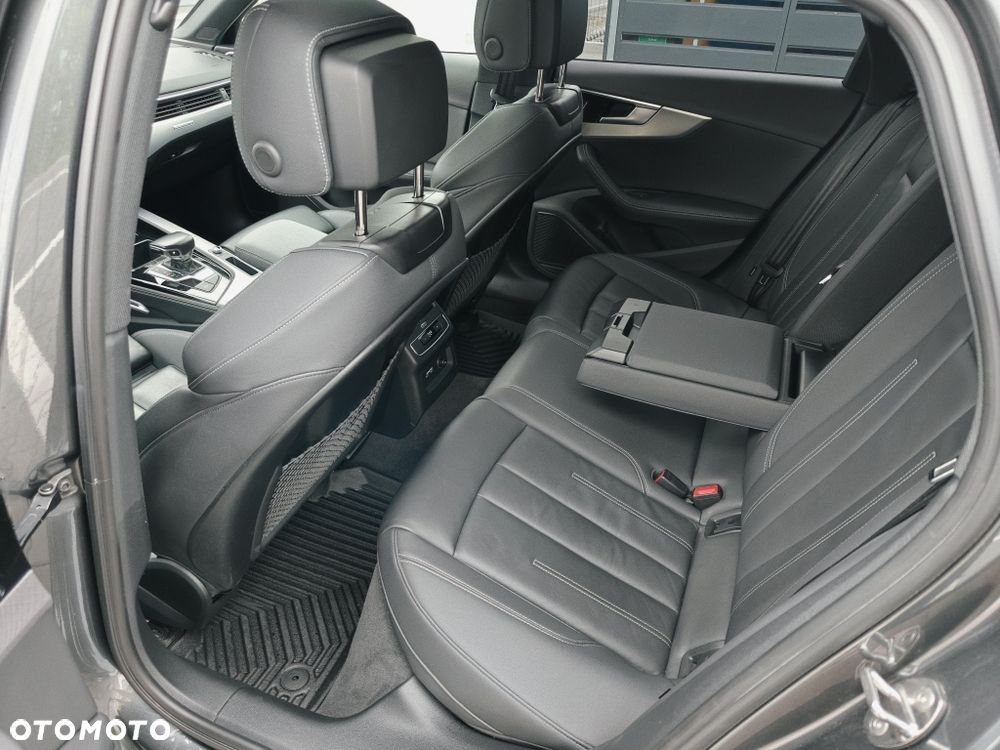 Audi A4 Limousine - 7