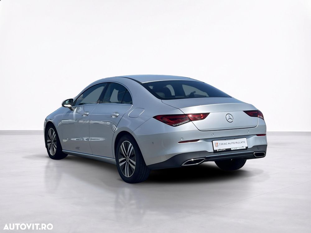 Mercedes-Benz CLA 180 - 4
