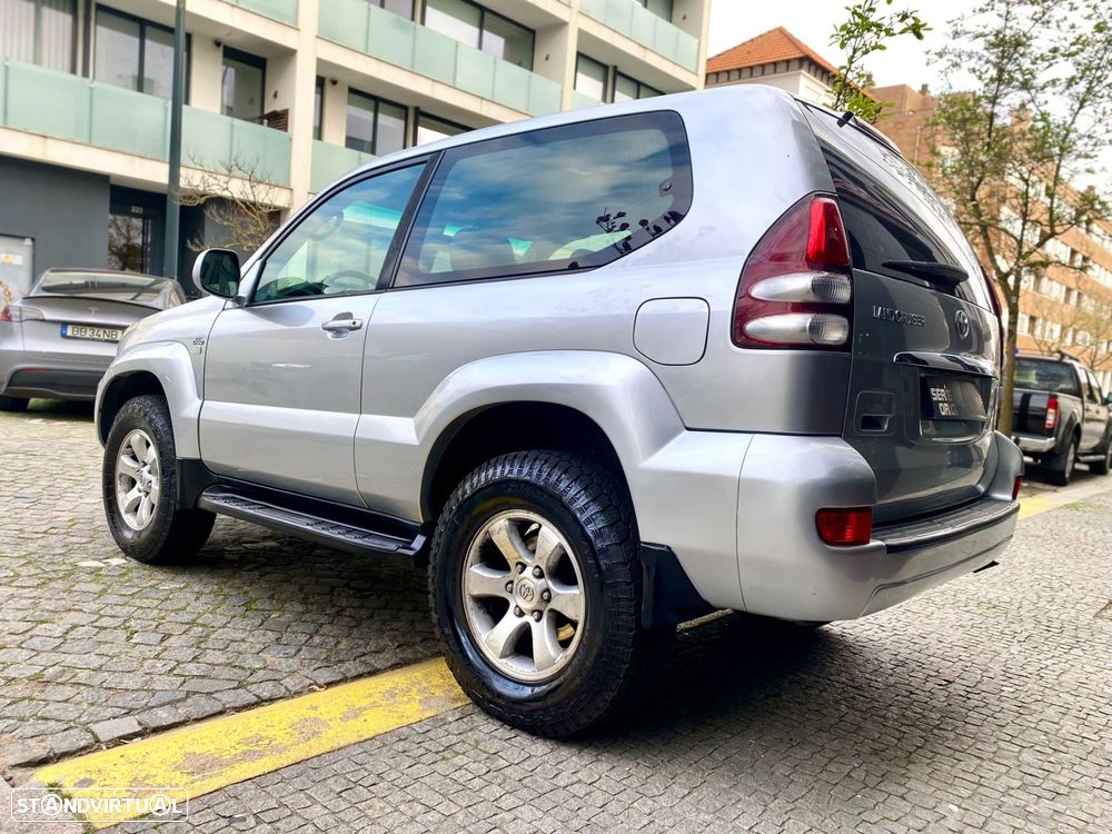 Toyota Land Cruiser 3.0 D-4D Std. Aut - 11