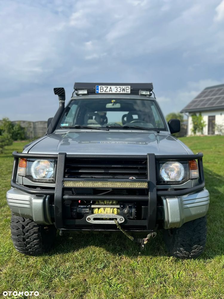 Mitsubishi Pajero - 5