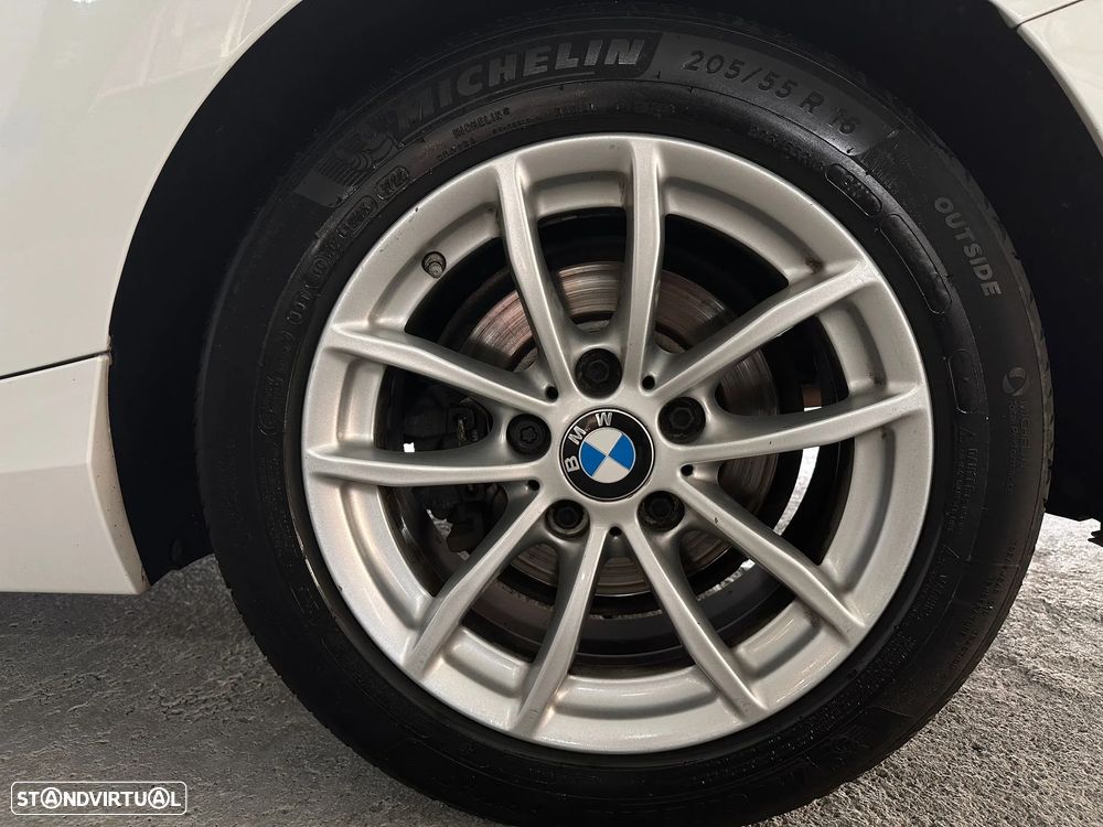 BMW 116 d EfficientDynamics - 8