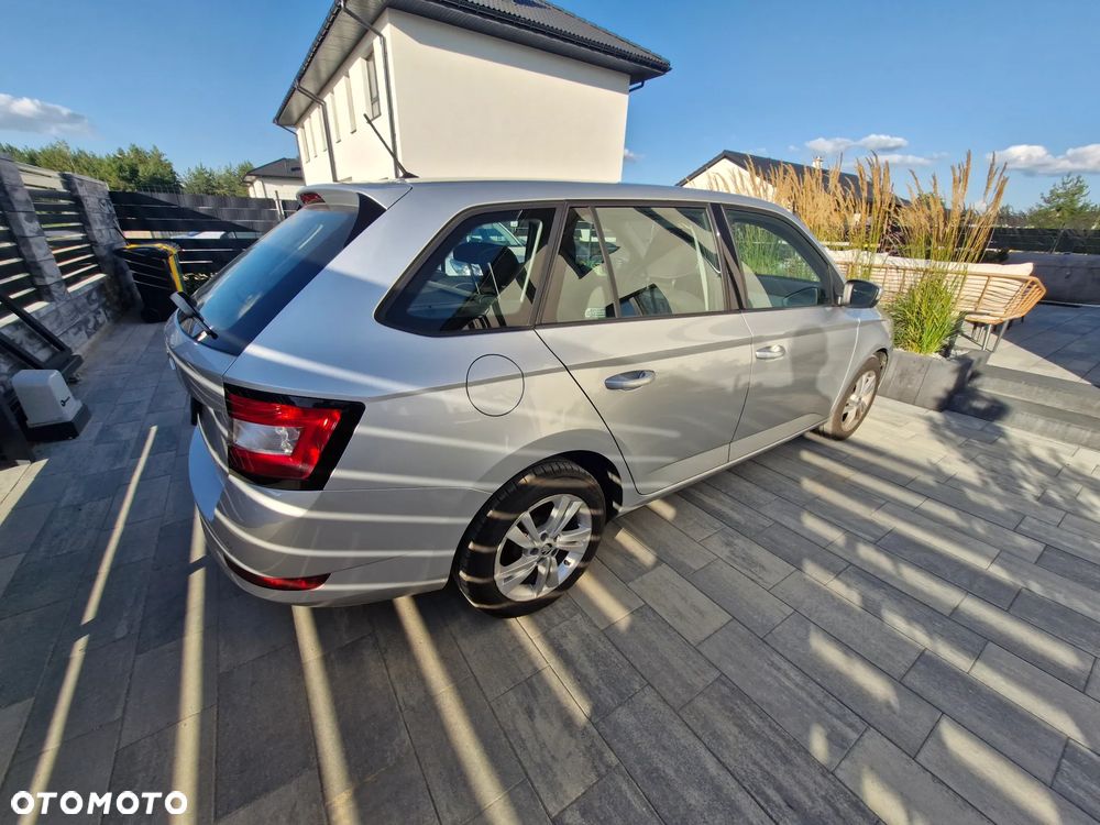Skoda Fabia 1.0 TSI Active - 5