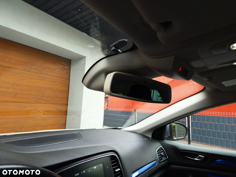 Renault Megane 1.6 TCe GT EDC - 38