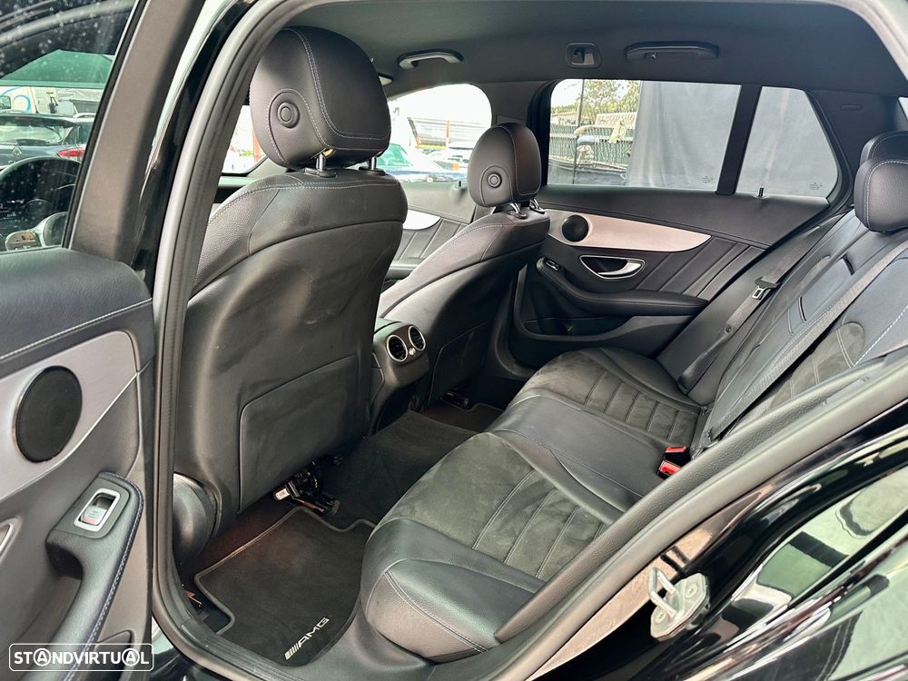 Mercedes-Benz C 300 de AMG Line - 9