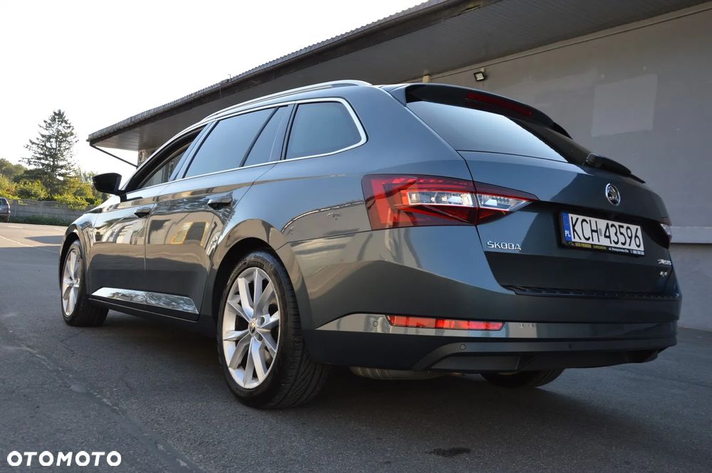 Skoda Superb 2.0 TDI 4x4 DSG Ambition - 12