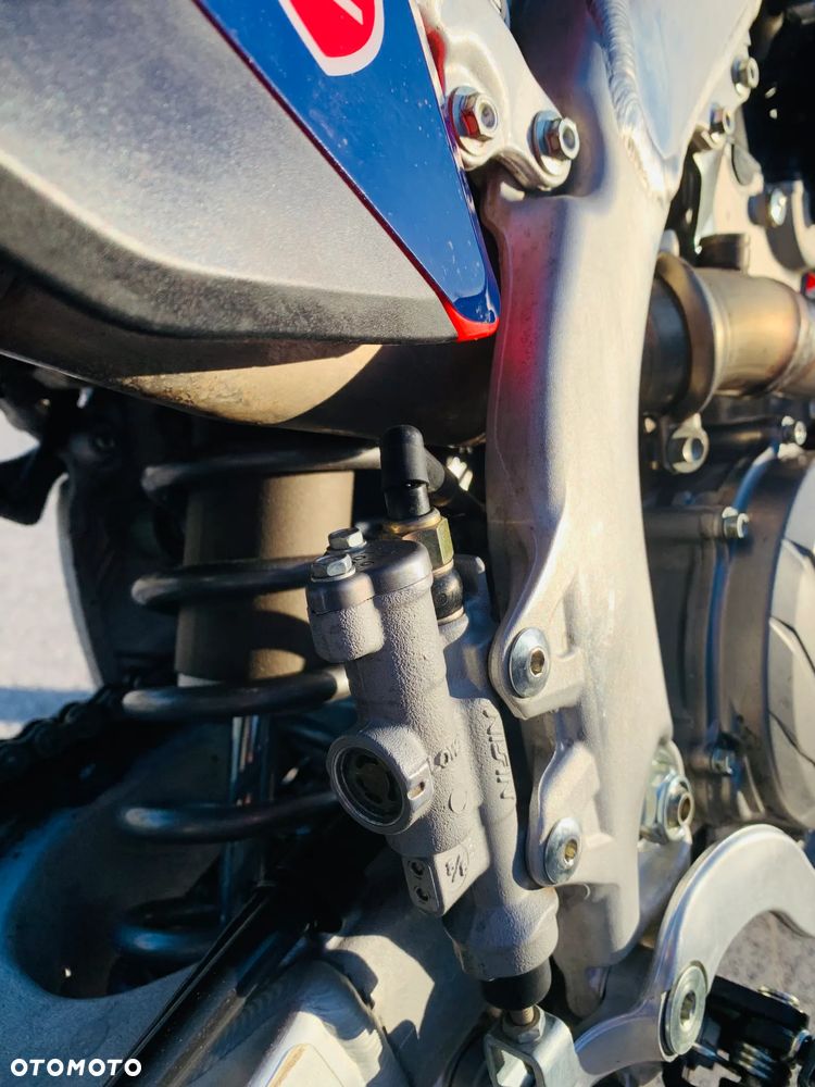 Honda CRF - 19