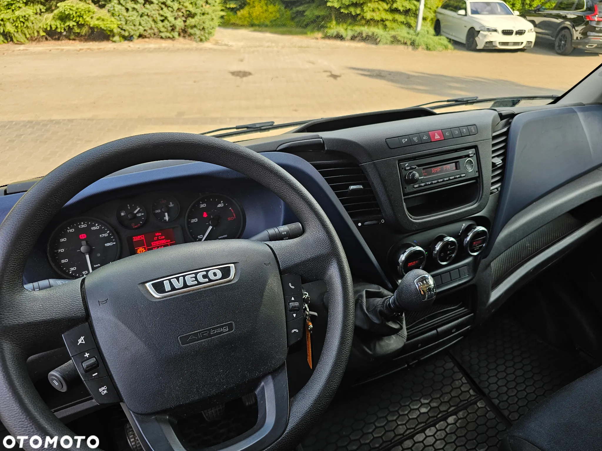 Iveco DAILY L3H2 25-160 Furgon SALON PL - 9