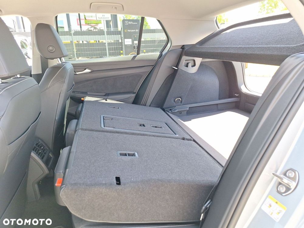 Volkswagen Golf 1.5 TSI Life Plus - 21