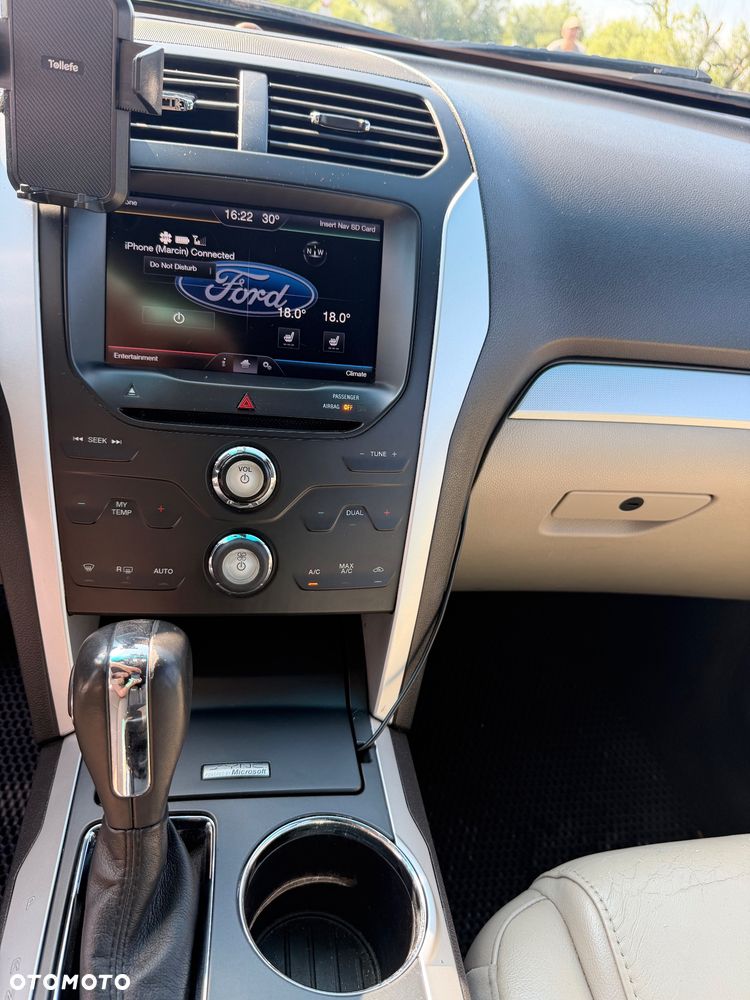 Ford Explorer - 12