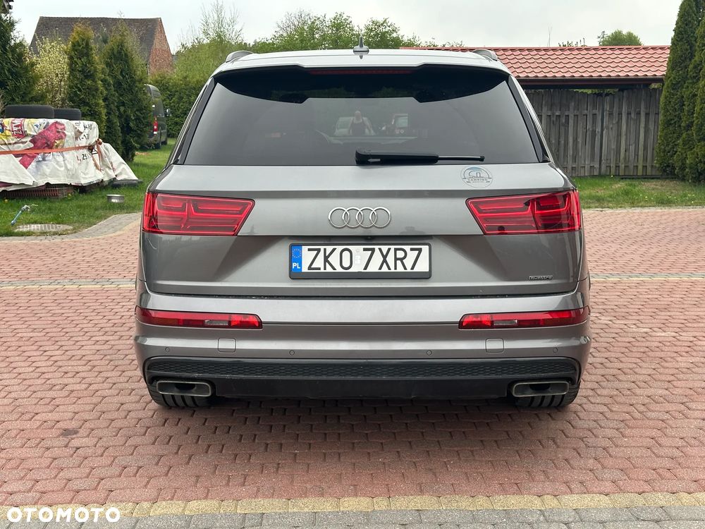 Audi Q7 - 8