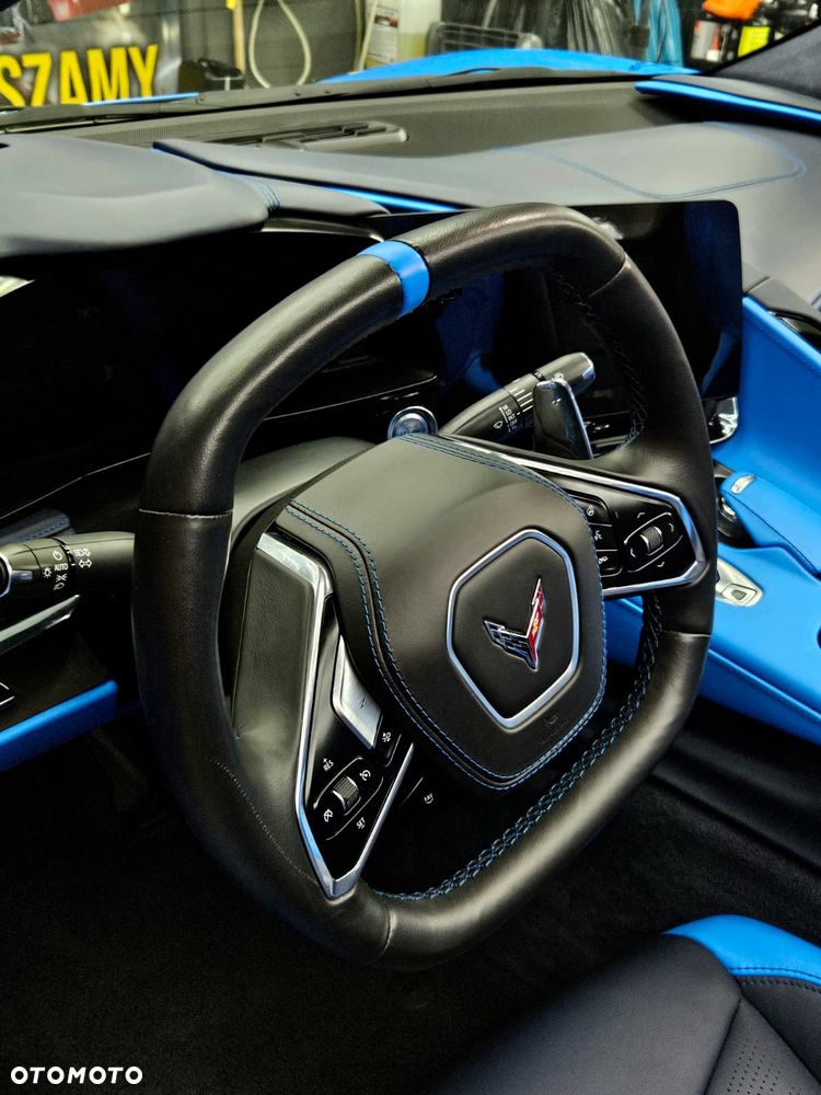 Chevrolet Corvette - 5