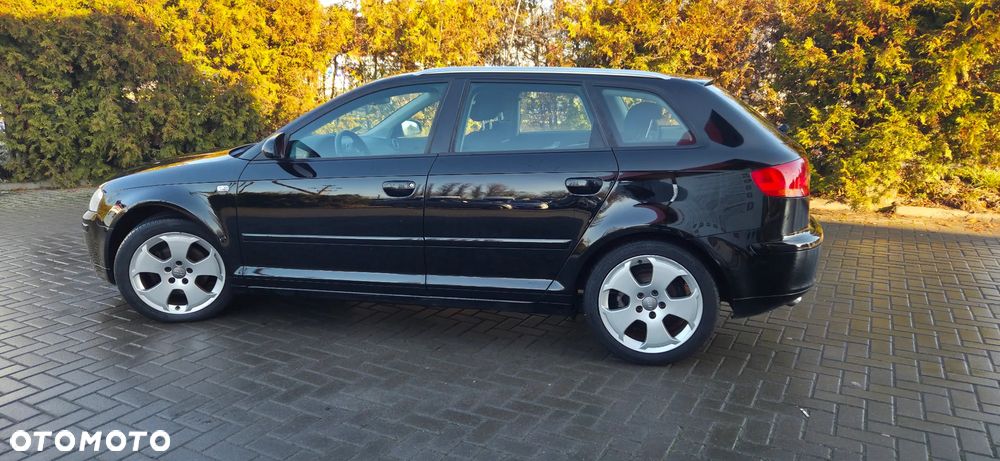 Audi A3 Sportback 2.0 TDI DPF Quattro Attraction - 7