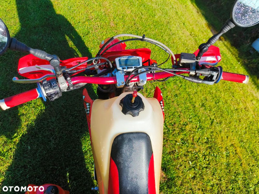 Honda XR