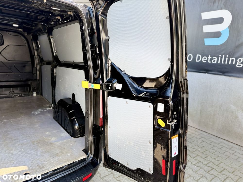 Ford Transit Custom - 24