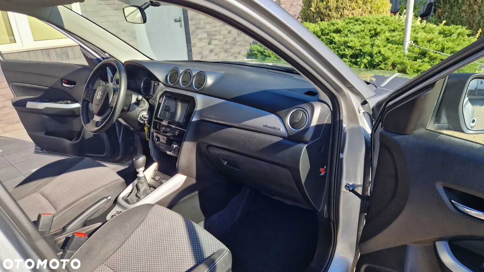 Suzuki Vitara 1.6 DDiS (4x4) Allgrip Comfort - 23