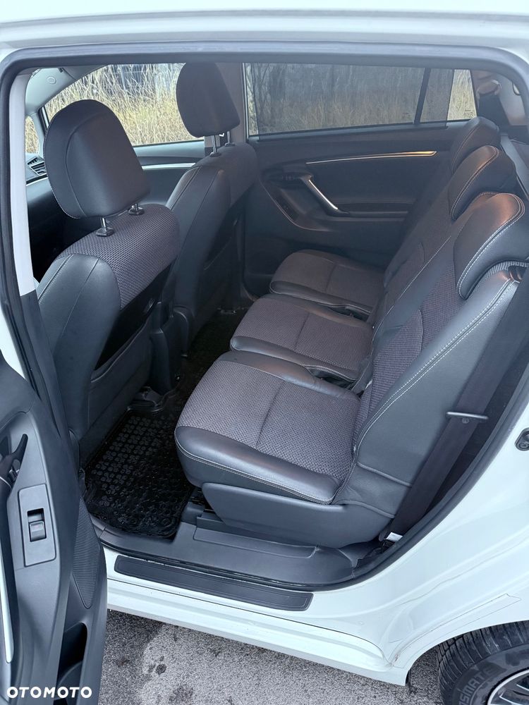 Toyota Verso 1.8 Premium 7os MS - 31