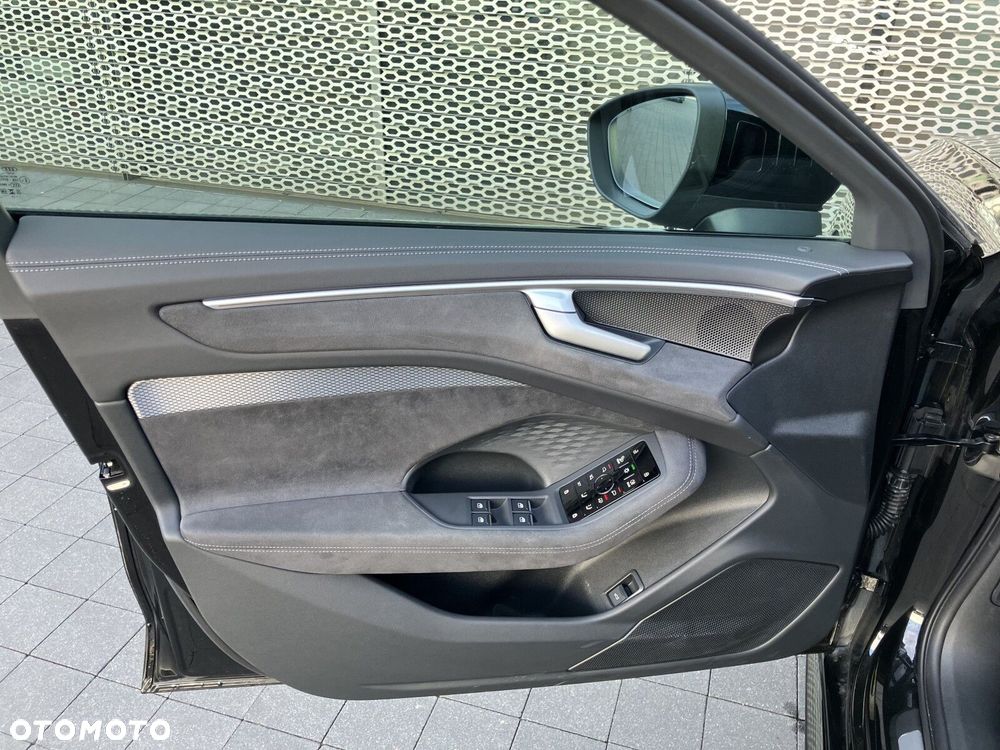Audi A6 Avant - 28
