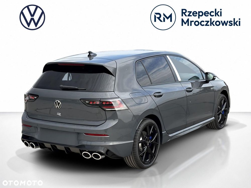 Volkswagen Golf - 5