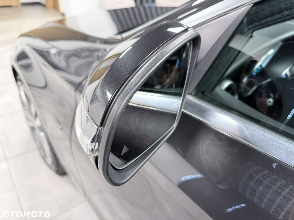 Mercedes-Benz Klasa C 300 de 9G-TRONIC Exclusive - 16