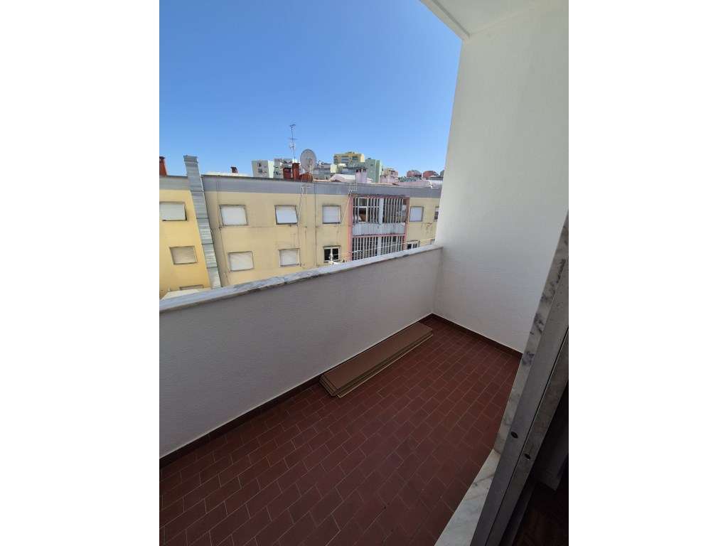 Apartamento para arrendar com 2 quartos perto de transportes, na Po... - Grande imagem: 2/22