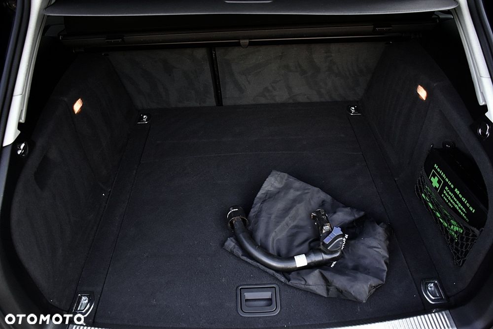 Audi A4 Avant 2.0 TDI DPF quattro Attraction - 39