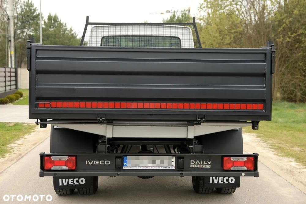 Iveco DAILY//70C17// 3.0 170 KM- podwójne tylne koła// WYWROTKA 3-stronna// Rozstaw osi 410 cm// SALON POLSKA//BEZWYPADKOWY// I WŁAŚCICIEL - 13