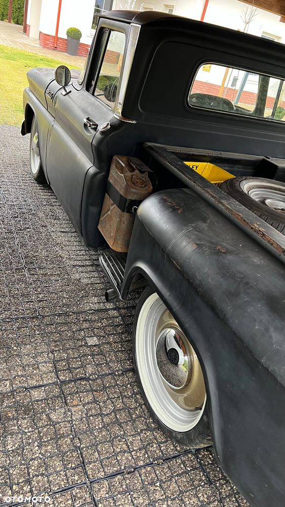 Chevrolet C-10 - 24