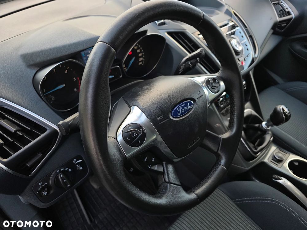 Ford C-MAX 1.6 TDCi Start-Stop-System Titanium - 23