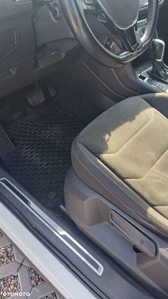 Volkswagen Tiguan 2.0 TDI SCR 4MOTION DSG Comfortline - 18